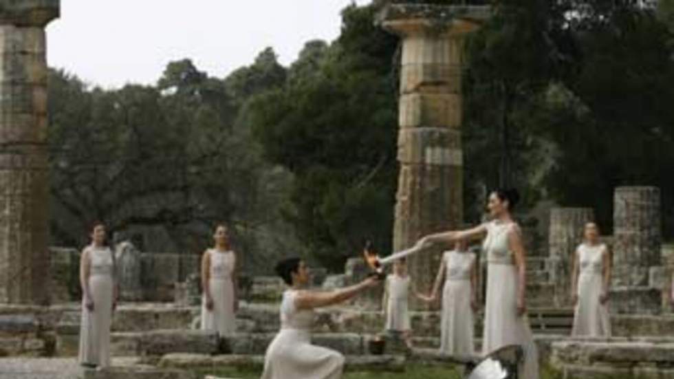 Pillage de pièces antiques dans un musée d'Olympie