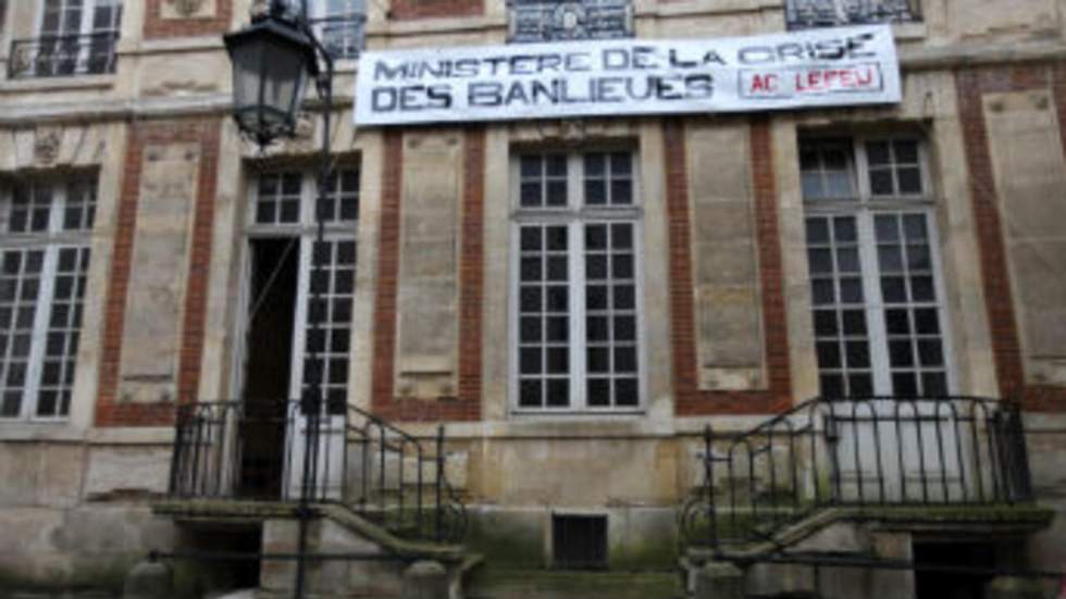 Un "ministère de la crise des banlieues" dans le centre de Paris Un "ministère de la crise des banlieues" dans le centre de Paris
