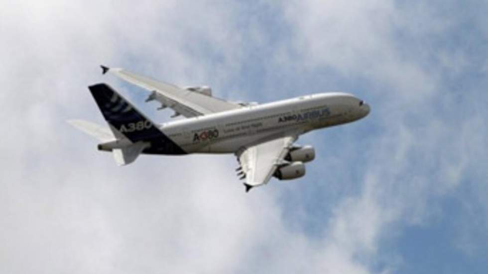 Airbus et six compagnies européennes s'en prennent à la taxe carbone Airbus et six compagnies européennes s'en prennent à la taxe carbone