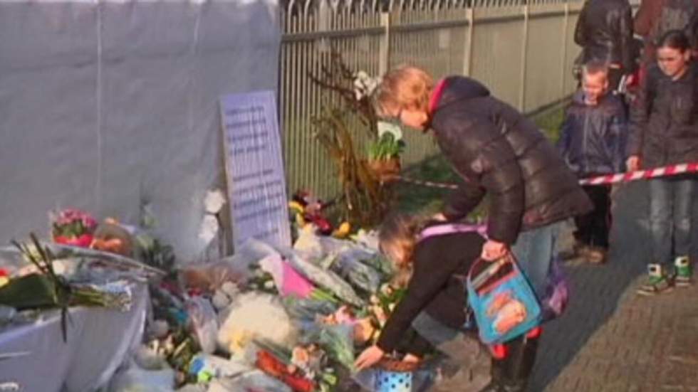 Accident de bus en Suisse : les Belges rendent hommage aux 28 victimes Accident de bus en Suisse : les Belges rendent hommage aux 28 victimes