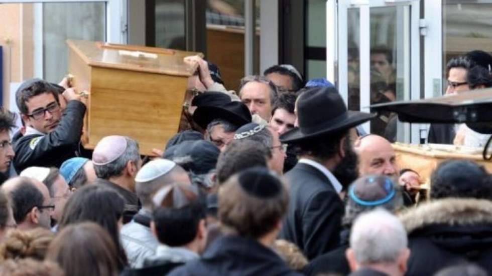 Israël a enterré dans la douleur les victimes de la tuerie de Toulouse Israël a enterré dans la douleur les victimes de la tuerie de Toulouse