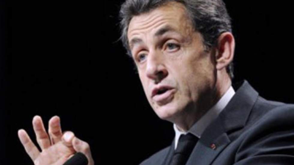 Nicolas Sarkozy défend l'honneur du Raid