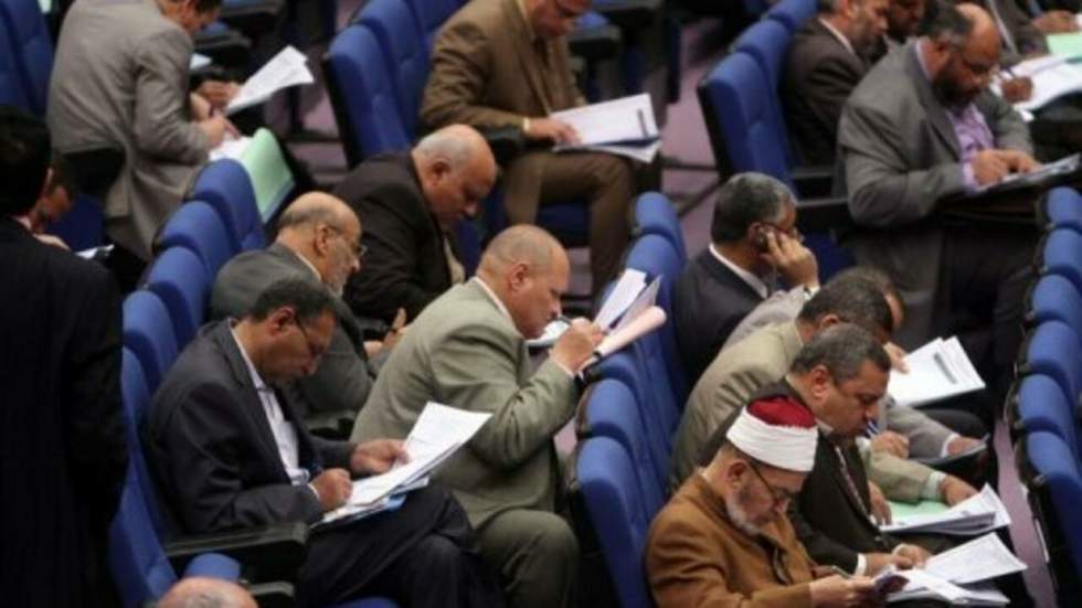 Les élus islamistes dominent la nouvelle Assemblée constituante Les élus islamistes dominent la nouvelle Assemblée constituante