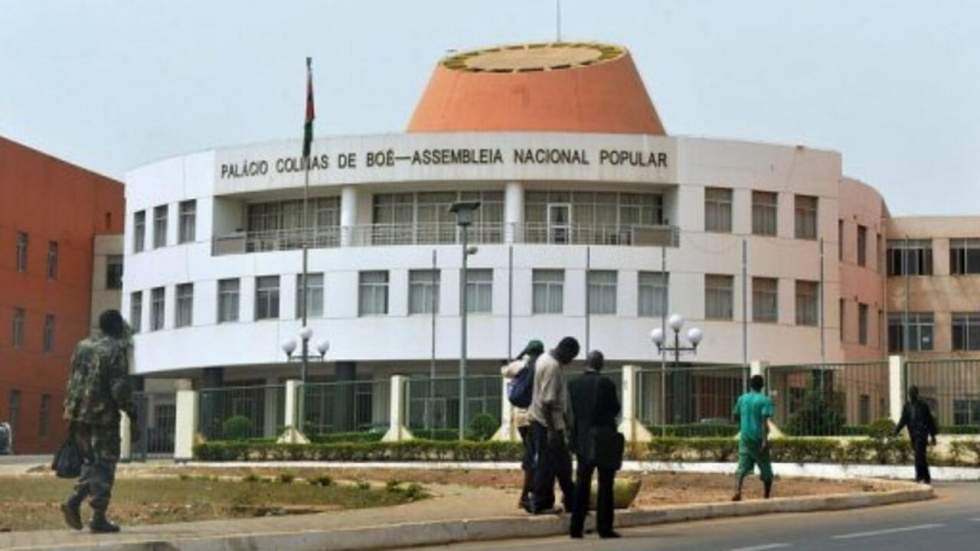L'Union africaine suspend la Guinée-Bissau L'Union africaine suspend la Guinée-Bissau