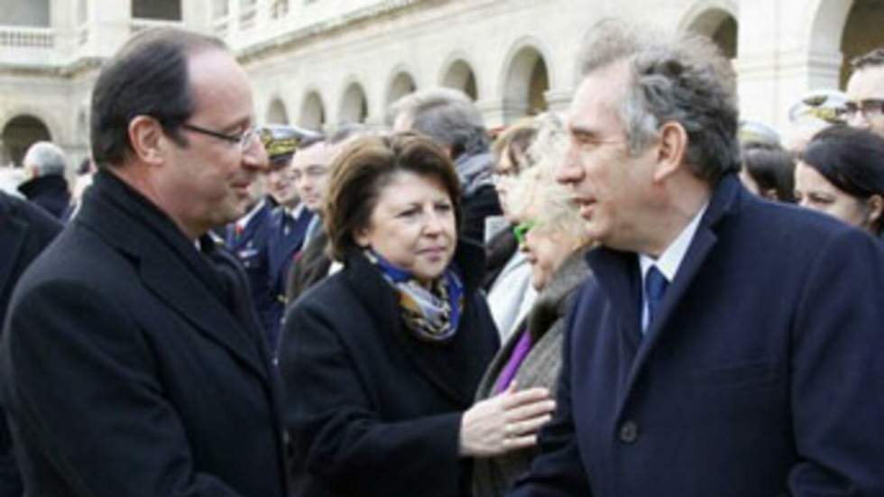 François Bayrou annonce qu'il votera pour François Hollande au second tour