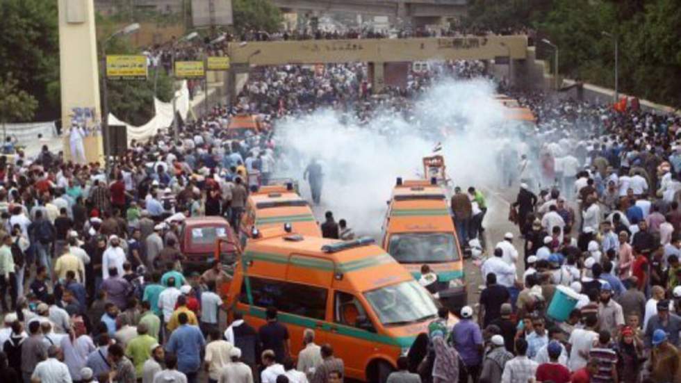 L'armée impose un couvre-feu partiel après les manifestations au Caire