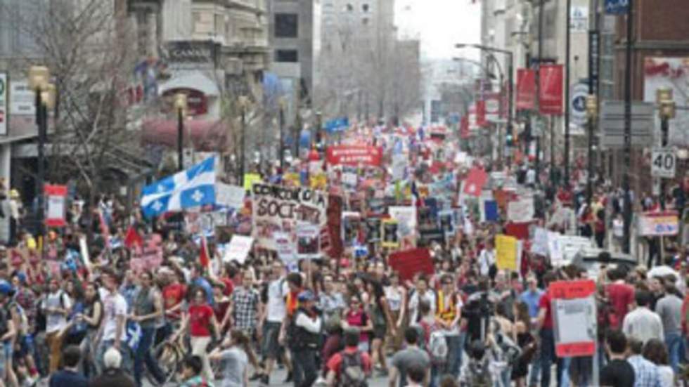 Manifestation monstre à Montréal, aux 100 jours du "printemps érable"