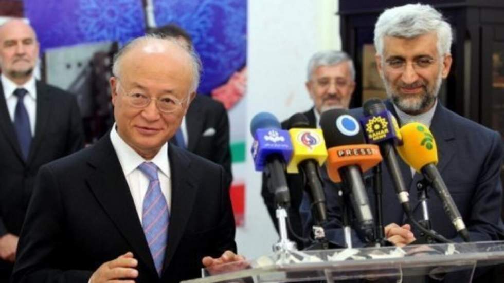 Nucléaire iranien : ouverture des négociations entre le groupe des Six et l'Iran Nucléaire iranien : ouverture des négociations entre le groupe des Six et l'Iran