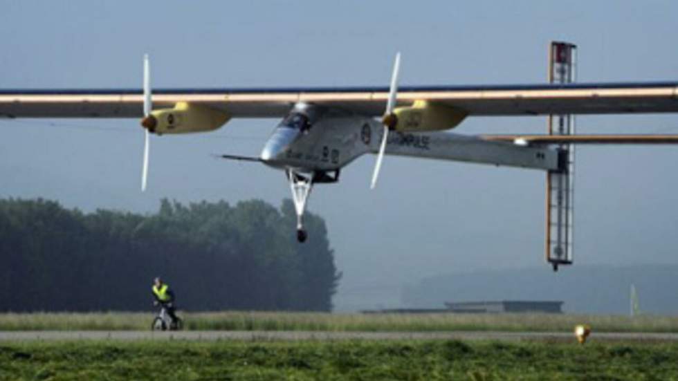 L'avion solaire Solar Impulse se dirige vers Madrid