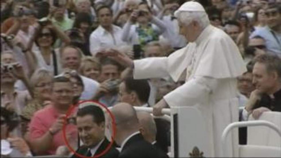 Qui tire les ficelles au Vatican? Qui tire les ficelles au Vatican?