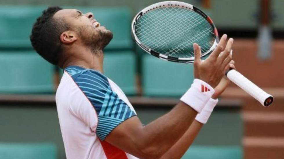 Tsonga rate de peu la qualification pour les demi-finales