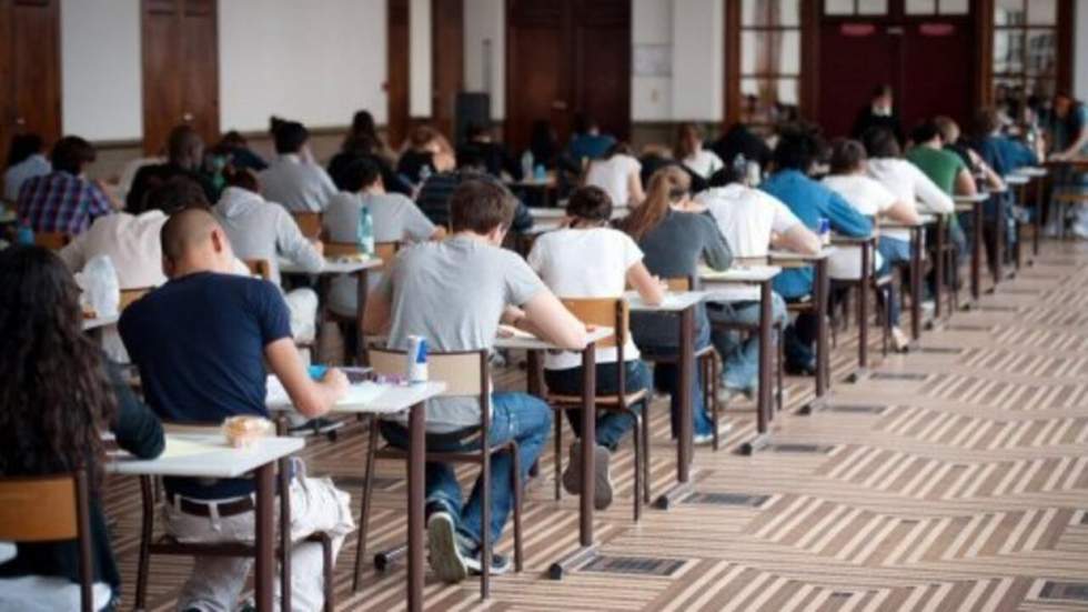 High-tech ou old school, palmarès de la triche au bac