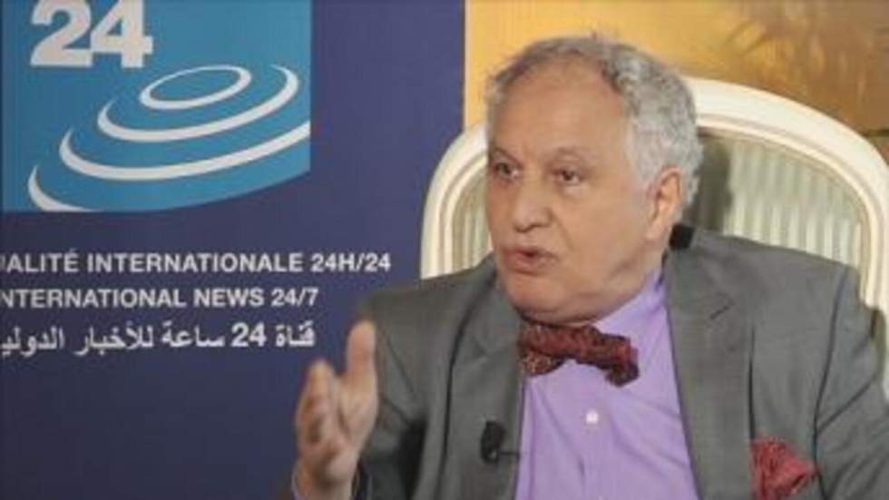 Sid Ahmed Ghozali, ancien premier ministre algérien Sid Ahmed Ghozali, ancien premier ministre algérien