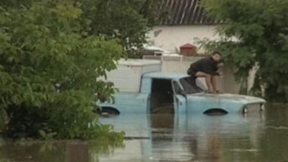 Plus de 140 personnes périssent dans des pluies torrentielles