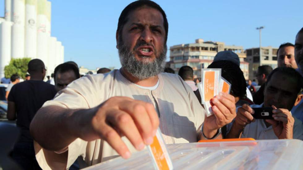 Benghazi, une ville entre peurs et espoirs Benghazi, une ville entre peurs et espoirs