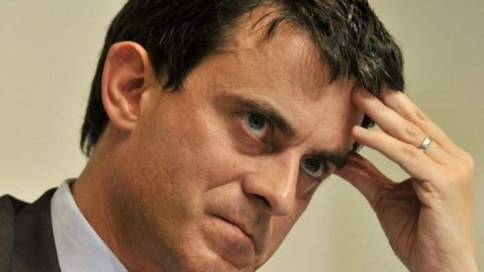 Manuel Valls refuse que la naturalisation soit un "parcours du combattant"