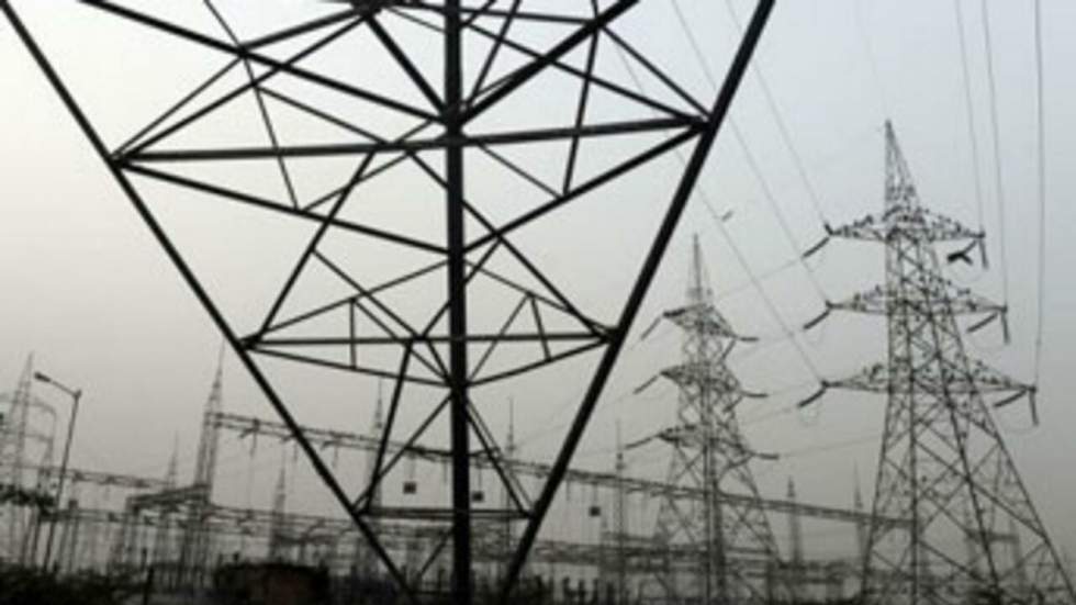 Jusqu'à 300 millions d'Indiens privés d'électricité après une panne géante Jusqu'à 300 millions d'Indiens privés d'électricité après une panne géante