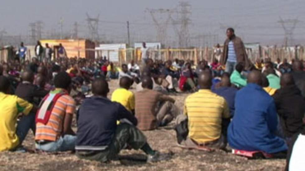 La présidence sud-africaine demande à Lonmin de suspendre son ultimatum La présidence sud-africaine demande à Lonmin de suspendre son ultimatum
