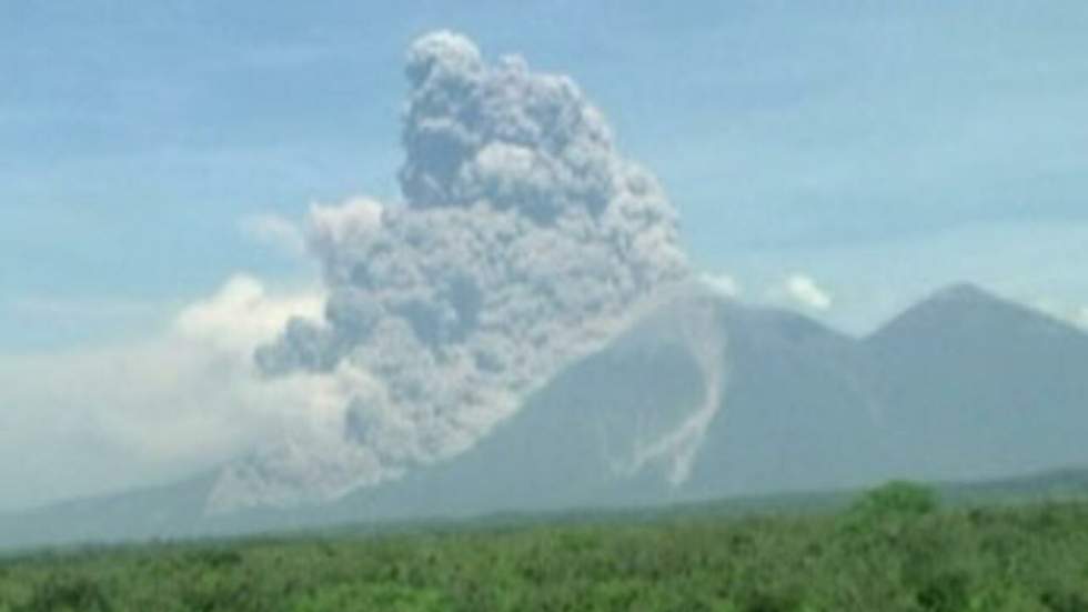 Le volcan de feu s'est réveillé