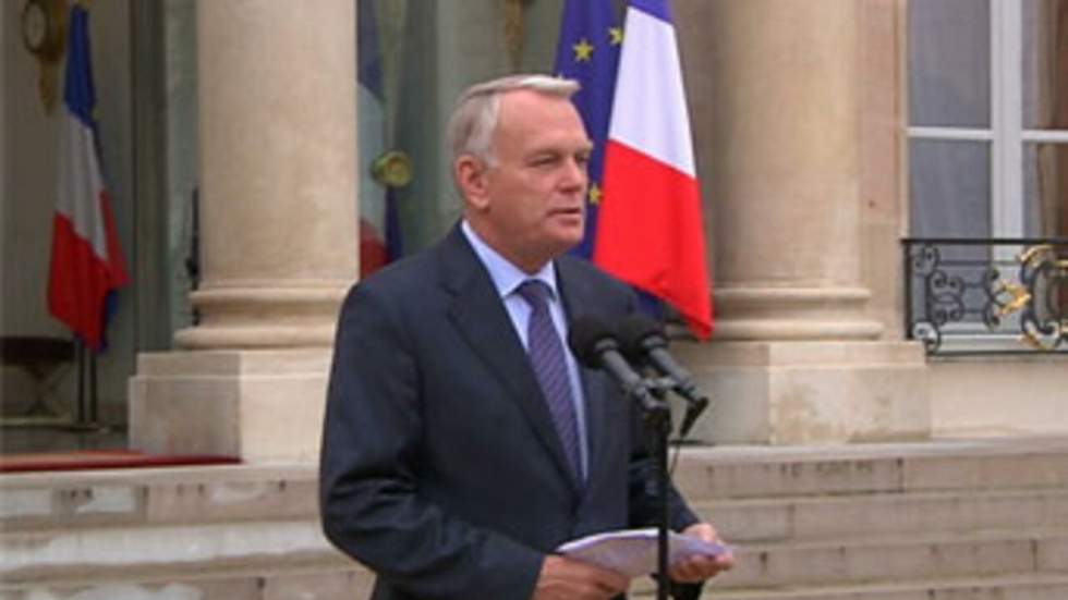 Ayrault annonce une politique pénale spécifique à la Corse