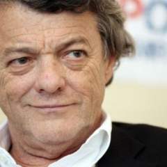 Avec son nouveau parti, Jean-Louis Borloo veut créer "l'UDF du XXIe siècle" Avec son nouveau parti, Jean-Louis Borloo veut créer "l'UDF du XXIe siècle"