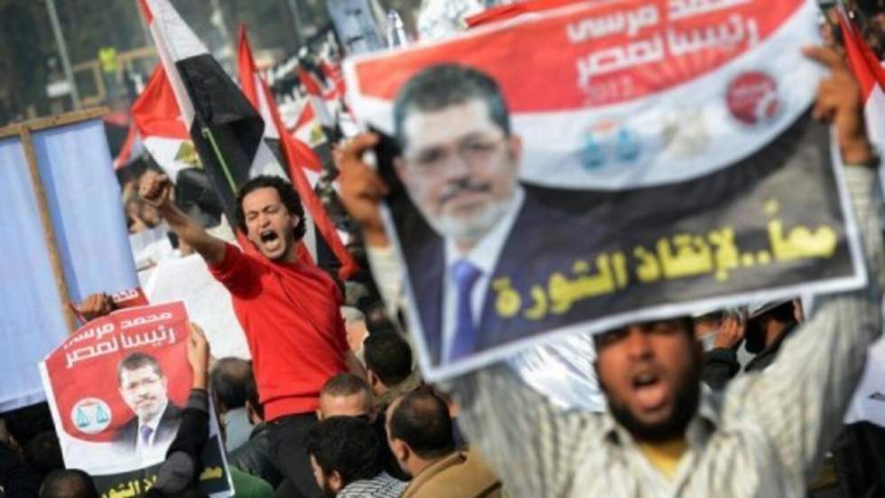 Après l'opposition, les partisans de Morsi se mobilisent massivement