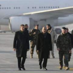 Réveillon à Kaboul avec les troupes françaises pour Le Drian Réveillon à Kaboul avec les troupes françaises pour Le Drian