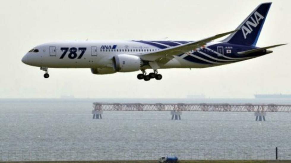 Incident sur un Boeing, deux compagnies japonaises suspendent leurs vols