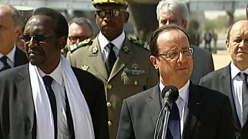 Pour François Hollande, "le combat n'est pas terminé" au Mali