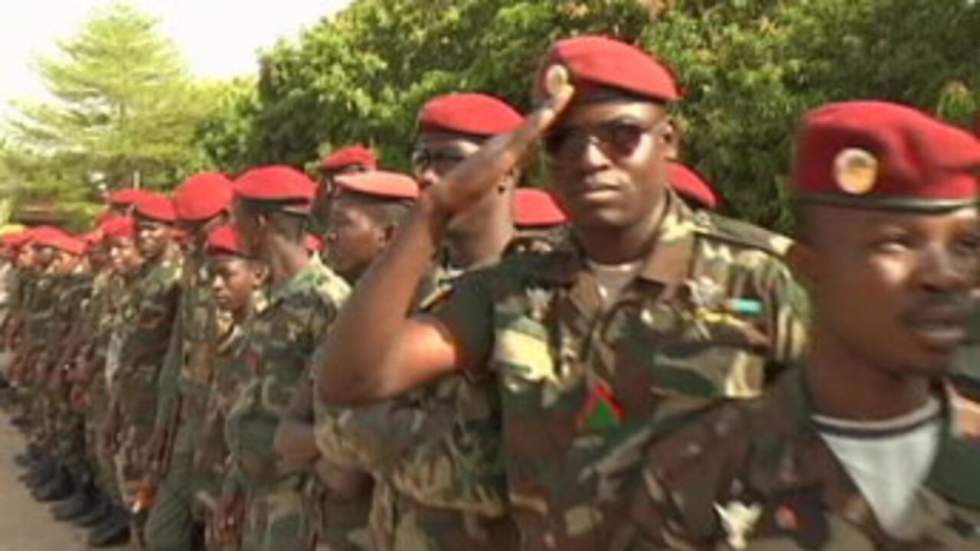 Le camp des "Bérets rouges" à Bamako attaqué par des soldats Le camp des "Bérets rouges" à Bamako attaqué par des soldats