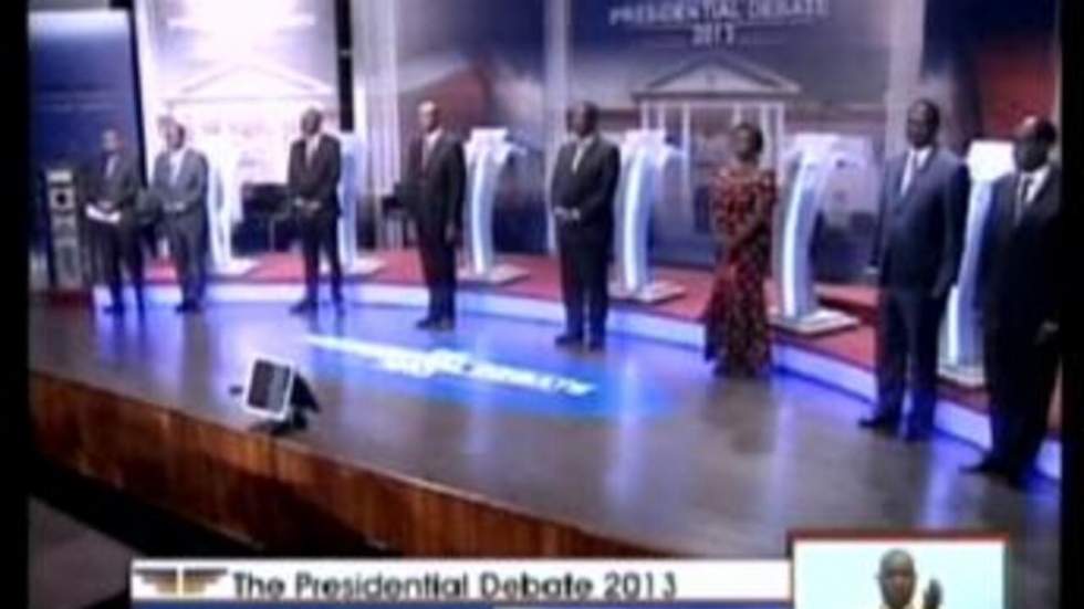 Premier débat télévisé entre les candidats à l'élection présidentielle kényane Premier débat télévisé entre les candidats à l'élection présidentielle kényane