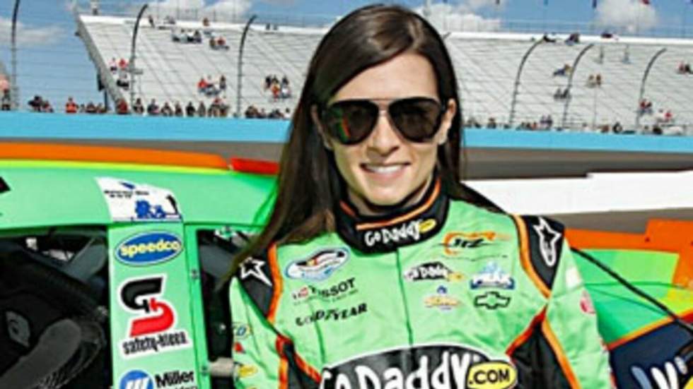 Danica Patrick, la pilote qui roule aussi vite que les hommes