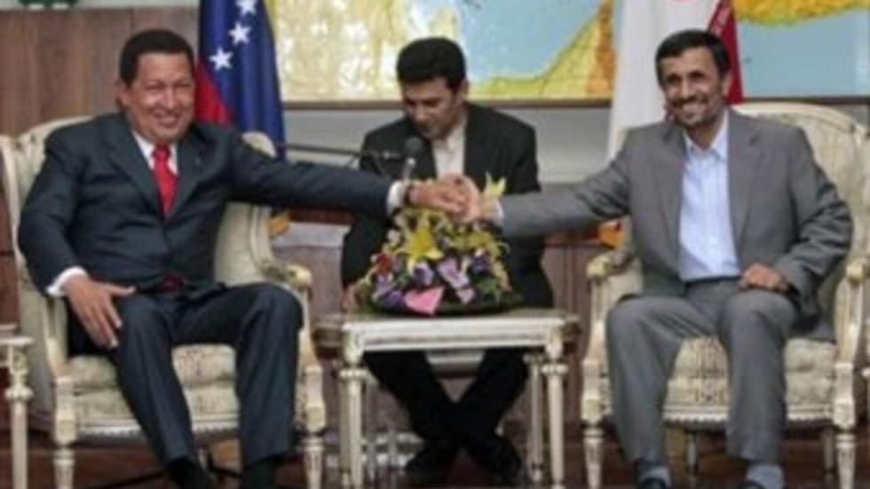 Pour Ahmadinejad, Chavez reviendra sur terre aux côtés de "Jésus et de l'Homme parfait"