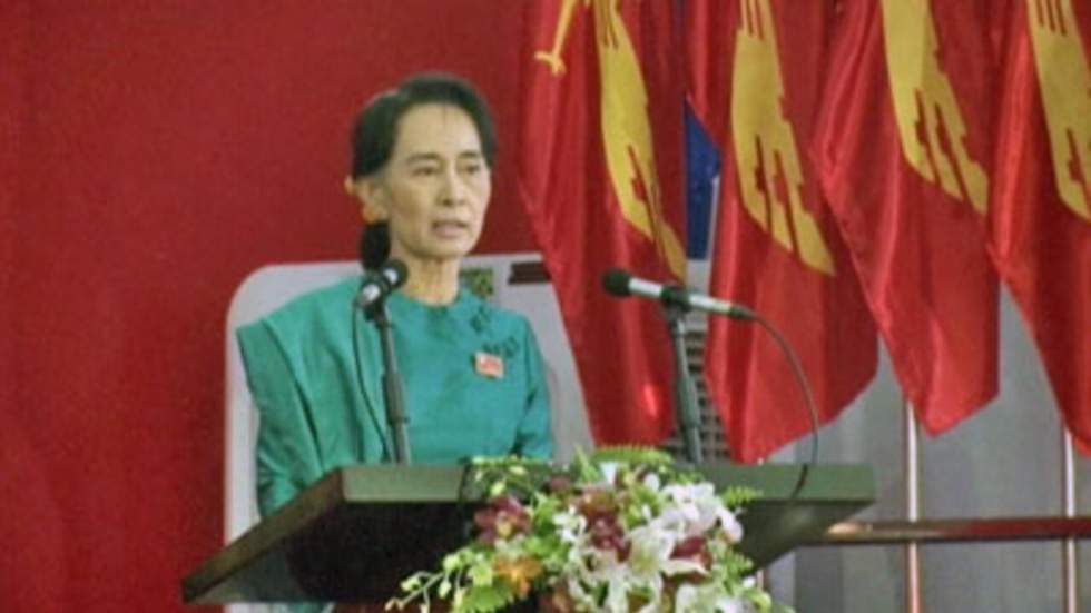 Aung San Suu Kyi, réélue à la tête du LND, appelle à l’unité de son parti