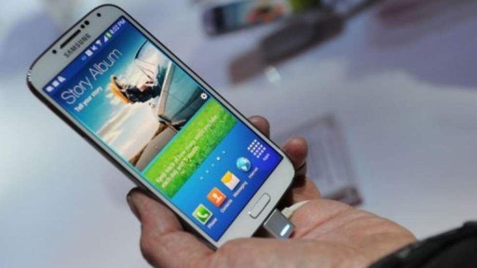 Samsung continue son offensive anti-iPhone avec le Galaxy S4 Samsung continue son offensive anti-iPhone avec le Galaxy S4