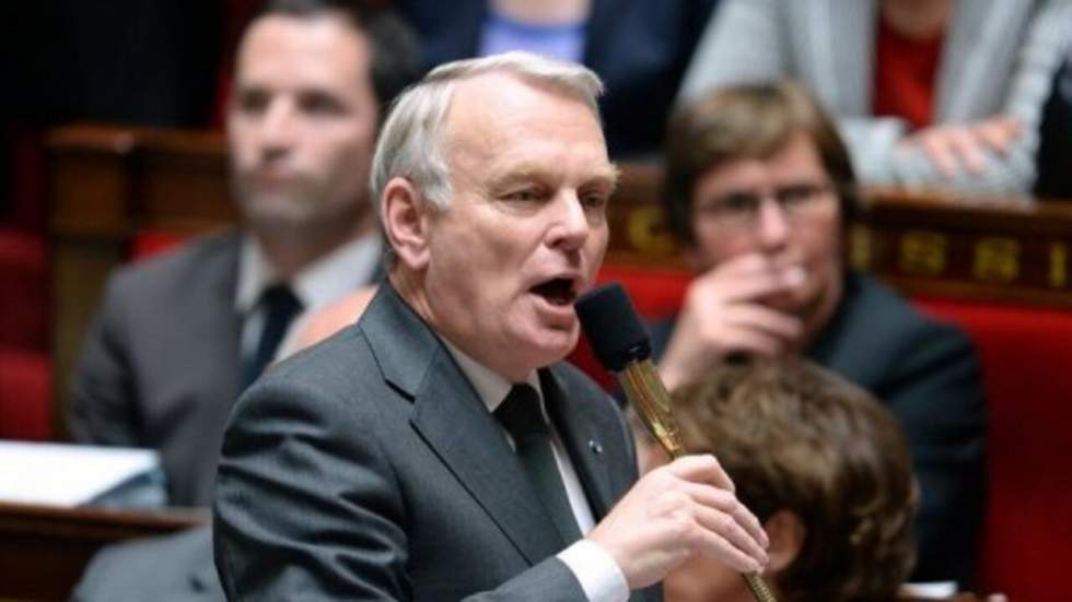 Ayrault juge "pathétiques" les confessions de Cahuzac