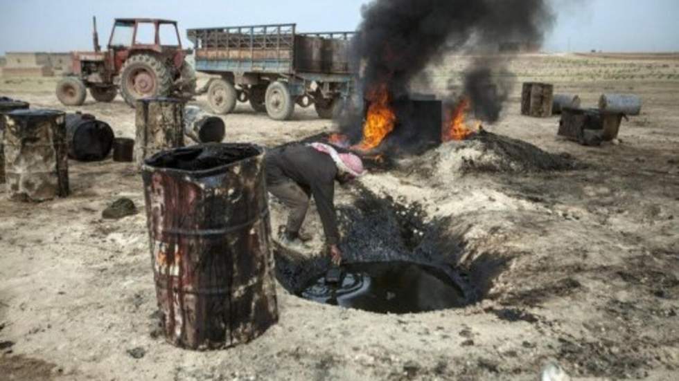 L'assouplissement de l'embargo pétrolier, un "coup de com' des Européens" L'assouplissement de l'embargo pétrolier, un "coup de com' des Européens"