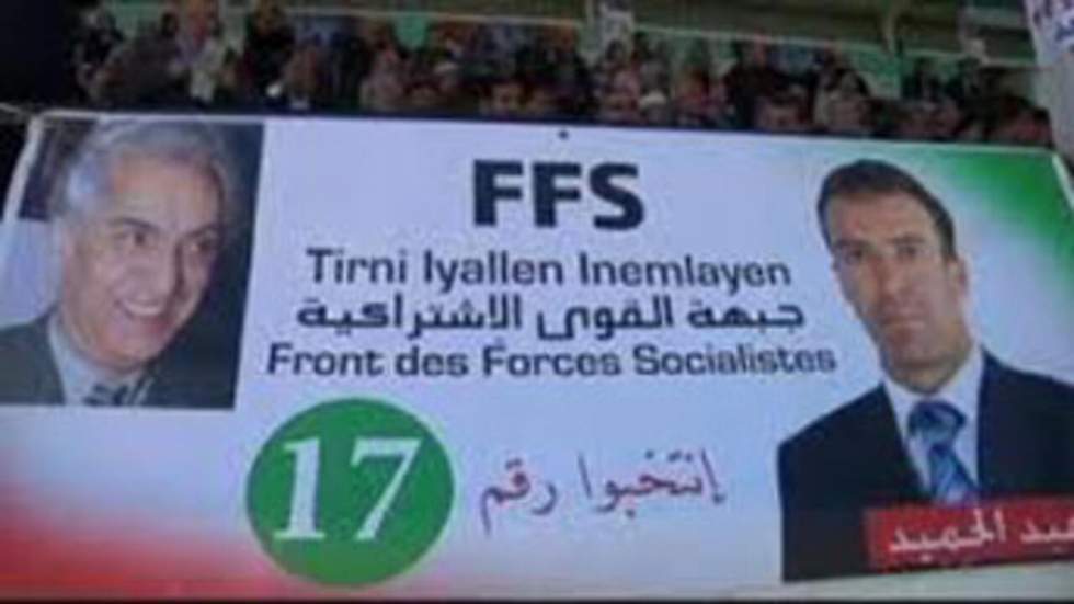 Hocine Aït Ahmed démissionne après 50 ans passés à la tête du FFS