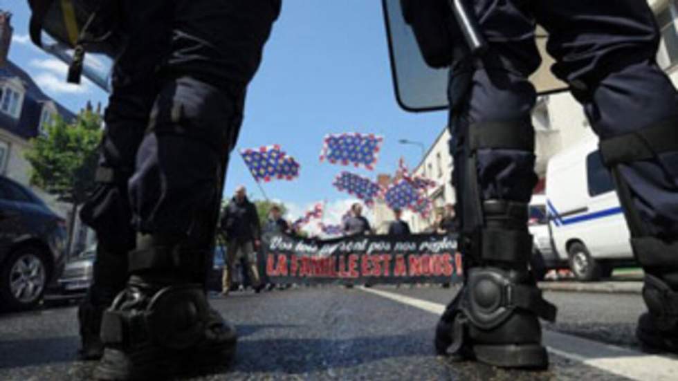 "Manif pour tous" : nouvelle démonstration de force sous haute surveillance "Manif pour tous" : nouvelle démonstration de force sous haute surveillance