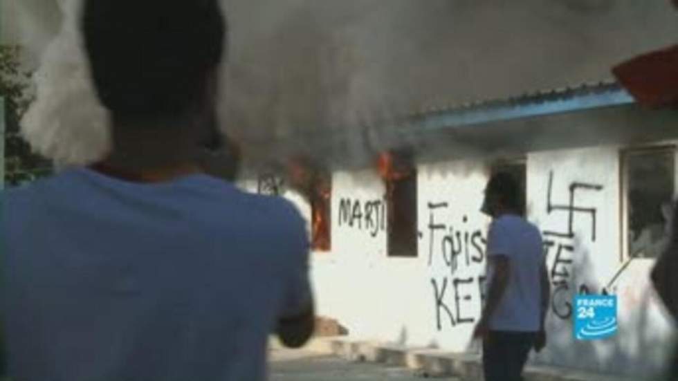 Les manifestants crient victoire après le retrait de la police de la place Taksim