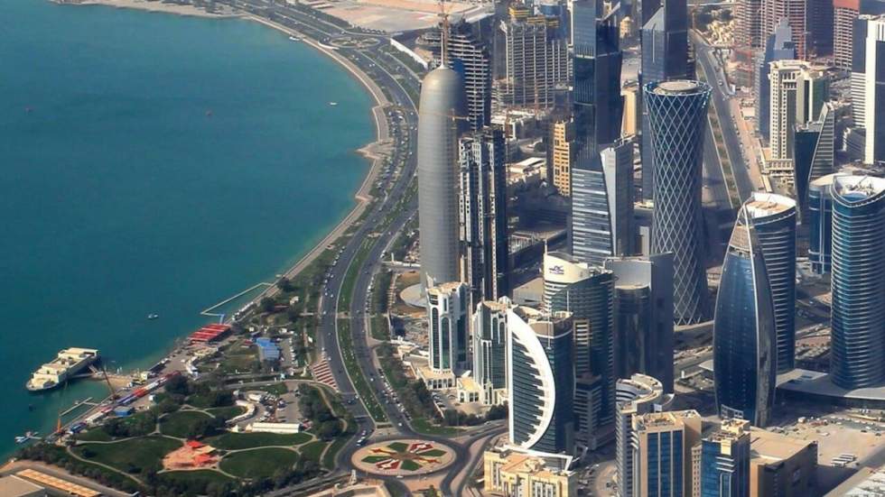 Hollande au Qatar : par l’odeur des dollars alléché Hollande au Qatar : par l’odeur des dollars alléché