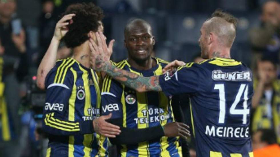 Matchs truqués : les clubs turcs de Fenerbahçe et de Besiktas privés d'Europe Matchs truqués : les clubs turcs de Fenerbahçe et de Besiktas privés d'Europe