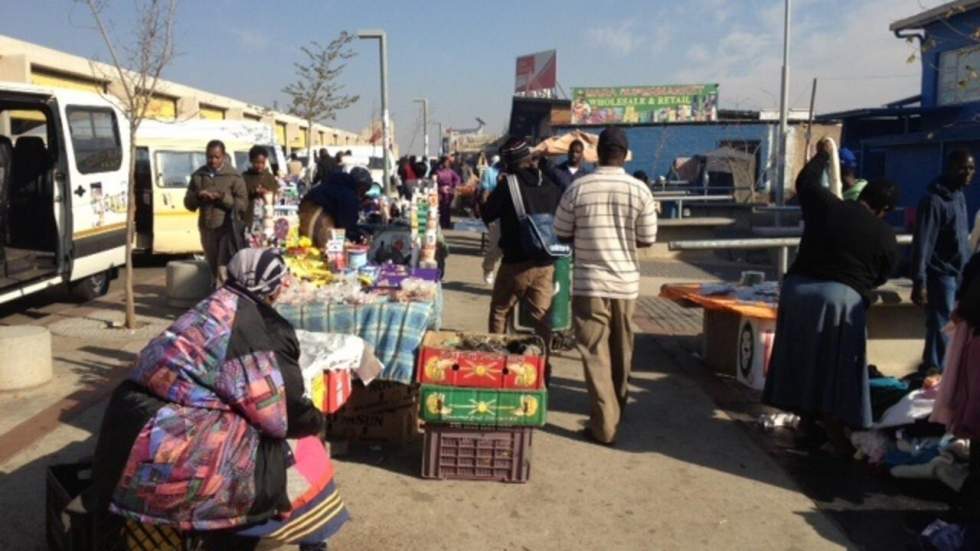 Soweto accueille Barack Obama, "un homme de paix comme Mandela"