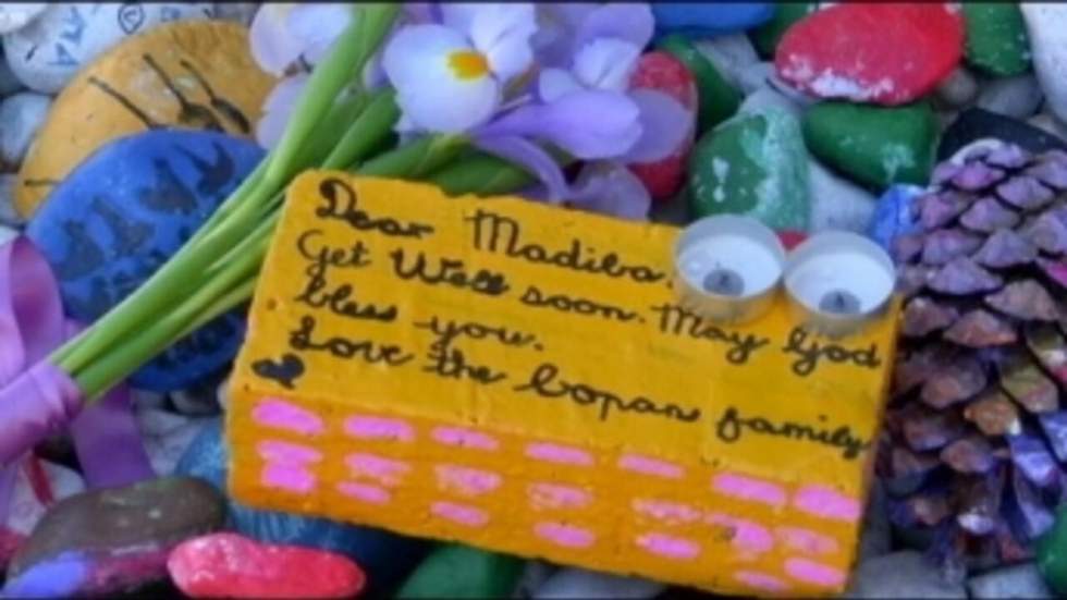 Au chevet de Mandela, une famille divisée Au chevet de Mandela, une famille divisée