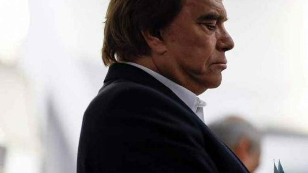 Affaire Tapie : des lettres compromettantes renforcent la thèse de l'escroquerie