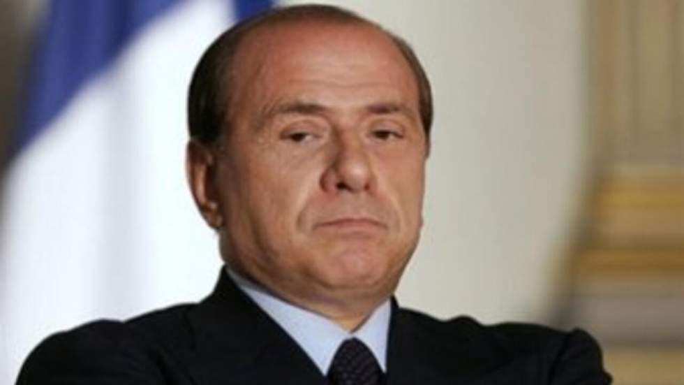 La condamnation de Berlusconi fragilise la coalition gauche-droite italienne La condamnation de Berlusconi fragilise la coalition gauche-droite italienne
