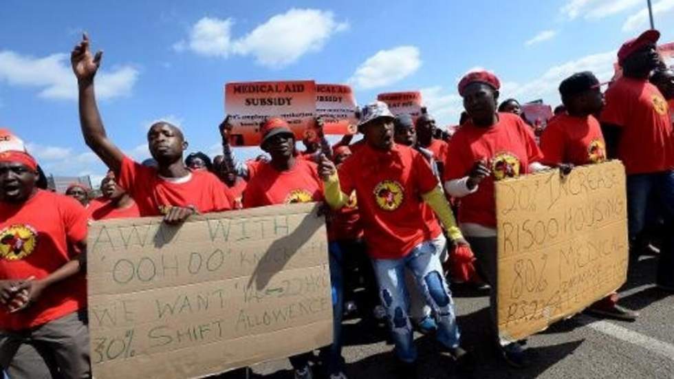 L'Afrique du Sud paralysée par les grèves, Pretoria appelle au dialogue