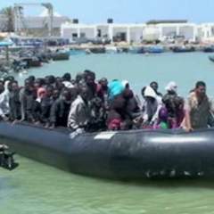 La Libye dépassée par le flux de migrants africains vers l’Europe La Libye dépassée par le flux de migrants africains vers l’Europe