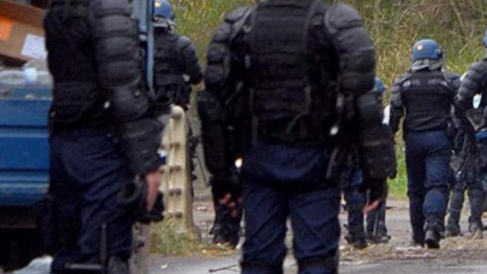 Nouvelle-Calédonie : 4 blessés après une fusillade sur fond d'alcool Nouvelle-Calédonie : 4 blessés après une fusillade sur fond d'alcool