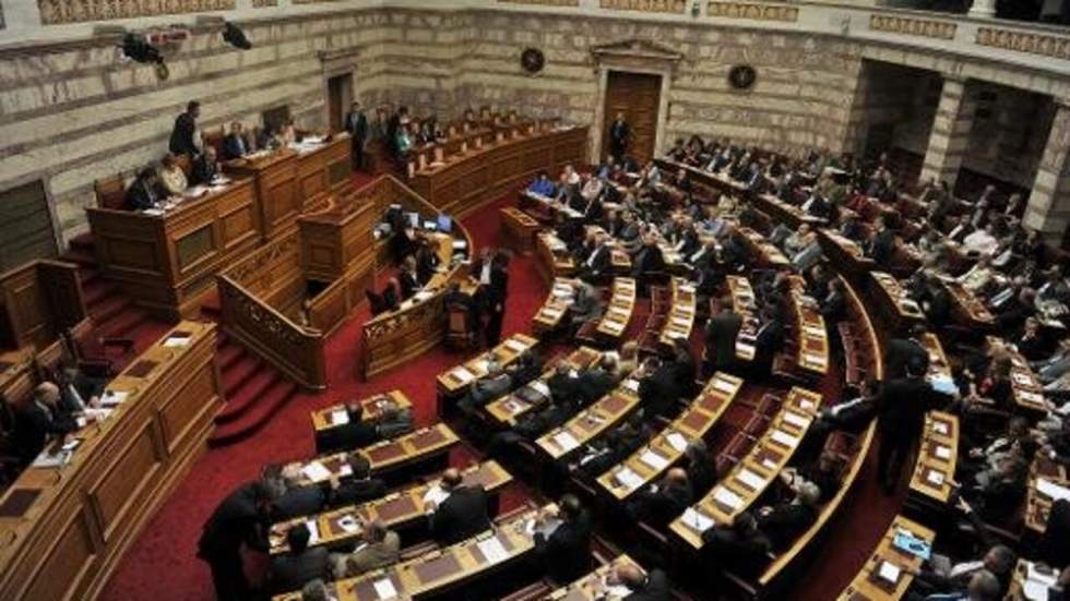 Grèce : le parti néonazi Aube dorée ne sera plus financé par l'État Grèce : le parti néonazi Aube dorée ne sera plus financé par l'État